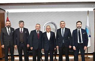 Başkan Büyükkılıç, KAYSO heyetini kabul etti
