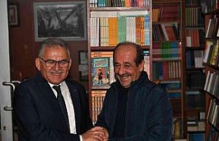 Başkan Büyükkılıç’tan esnaf ziyareti