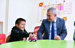 Başkan Çınar, özel çocuklarla bir araya geldi