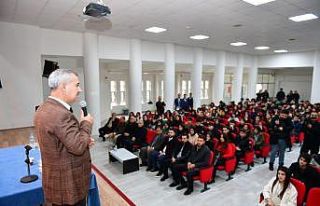 Başkan Çınar’dan öğrencilere tavsiyeler