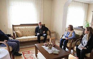 Başkan Oktay, gazi ve şehit yakınları yeni yıl...