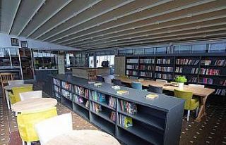 Bayraklı’da kitap kafelerin sayısı artıyor