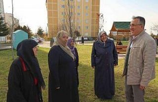 Belediye Başkanı Savran vatandaşlarla dev parkta...