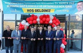 Bergama’da bir okul açıldı, bir okulun da temeli...