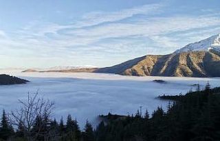 Berit Dağı sise büründü