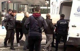 Beylikdüzü’nde acı olay: Genç sevgililer kafa...