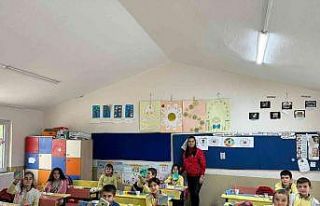 Bilim Yunusemre, kırsal mahallelerde öğrencilerle...