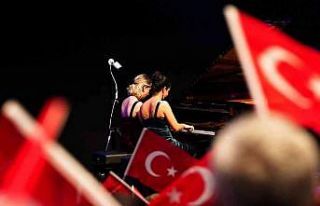 ‘Bir piyano dört el resitali’ büyük ilgi gördü