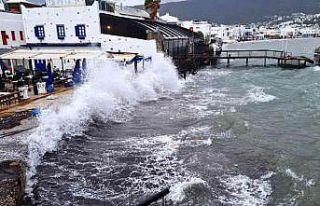 Bodrum’u fırtına vurdu