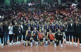 Bronz madalya Eczacıbaşı Dynavit’in