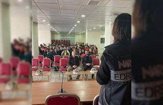 Burhaniye MYO’ da Narko Gençlik Eğitimi