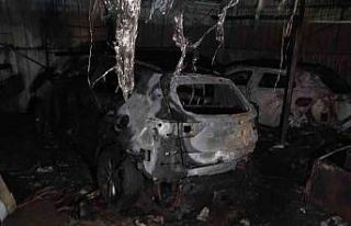 Bursa’da araç bayisinde korkutan yangın: Sıfır...
