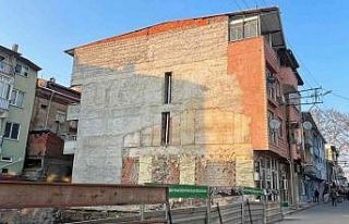 Bursa’da hareketli saatler...Çökme tehlikesi olan...