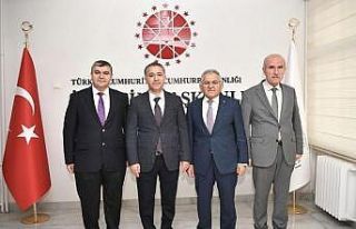 Büyükkılıç’tan Cumhurbaşkanlığı İletişim...