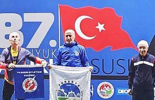 Büyükşehir atletizmde şampiyonluğu kaptırmadı