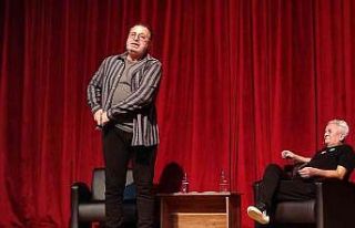 Can Yılmaz ve Zafer Algöz, Ecrin bebek için sahne...