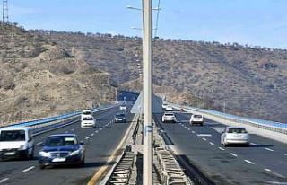 Çankaya-Mamak Viyadüğünde bakım ve onarım çalışması...