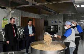 Çatak’ta her kademede okuyan öğrenciye ücretsiz...