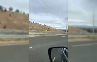 Çevre yolunda ters istikamette seyreden taksi şoförü...