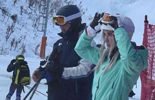 Charter seferi ile Erzurum’a gelen ilk Rus kafile...