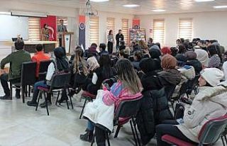 Çıldır MYO öğrencilerine kaymakamlık mesleği...