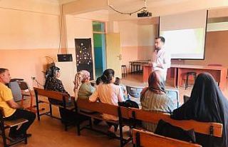 Cizre’de ’Aile Okulu’ projesiyle bin 363 aileye...