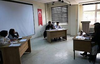Cizre’de liseler arası münazara yarışması başladı
