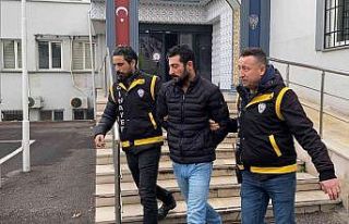 Çocukların sesine kızdı, komşusuna kurşun yağdırdı...