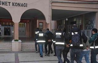 Çökertilen ’Baybekler’ çetesi üyeleri adliyeye...