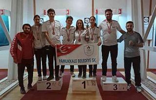 Denizlili dartçılar şampiyonada dereceleri kaptırmadı