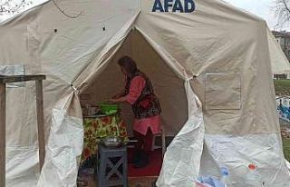 Depremin üstünden 10 gün geçti, korkusu hala sürüyor