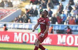 Dia Saba gol sayısını 6 yaptı