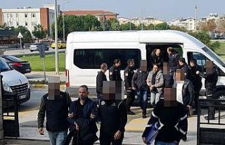 Didim’deki operasyonda yakalanan FETÖ üyeleri...