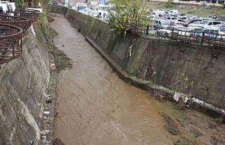 Doğanın gücü insanlık ayıbını örtmeye yetmedi