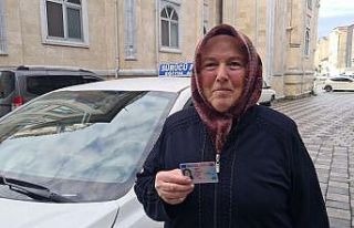 Dört çocuk, on torundan sonra bir de ehliyet sahibi...