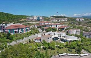Düzce Üniversitesi 125 basamak yükseldi