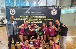 Düzce Üniversitesi voleybol takımı 3. oldu