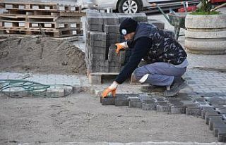 Edremit Belediyesi’nden yollara bakım