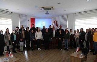 Efeler’de ‘Çocuklarda solunum yolu enfeksiyonu’...