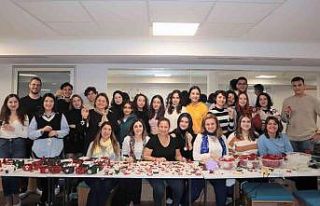 Eğitime destek için keçe atölyesinde buluştular