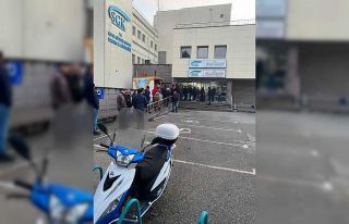 Ekmek değil EYT kuyruğu