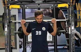 Emre Özden ilk golünü attı