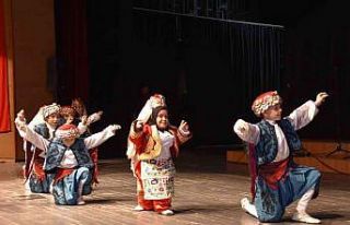 Engelliler resim, el işi ve folklorde hünerlerini...