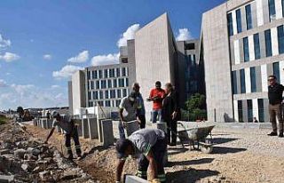 Erdem: "Ceyhan’a hizmet etmek yürek ister,...