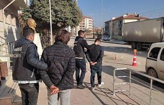 Ereğli’de uyuşturucu tacirlerine darbe