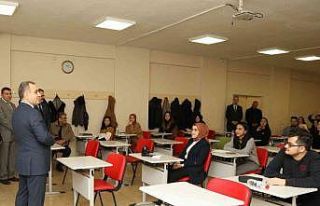 ERÜ Rektörü Altun, ERSEM’i ziyaret etti