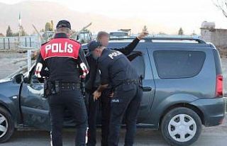 Erzincan’da çeşitli suçlardan aranan 21 kişi...