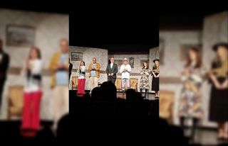 Erzurum şehir tiyatrosu “edep yahu” adlı oyunla...