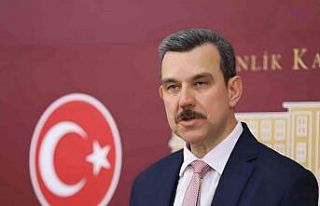 Esgin’den CHP’ye LGBT çıkışı