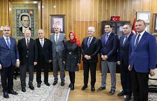 Eski Sağlık Bakanı Akdağ ve beraberindeki heyetten...